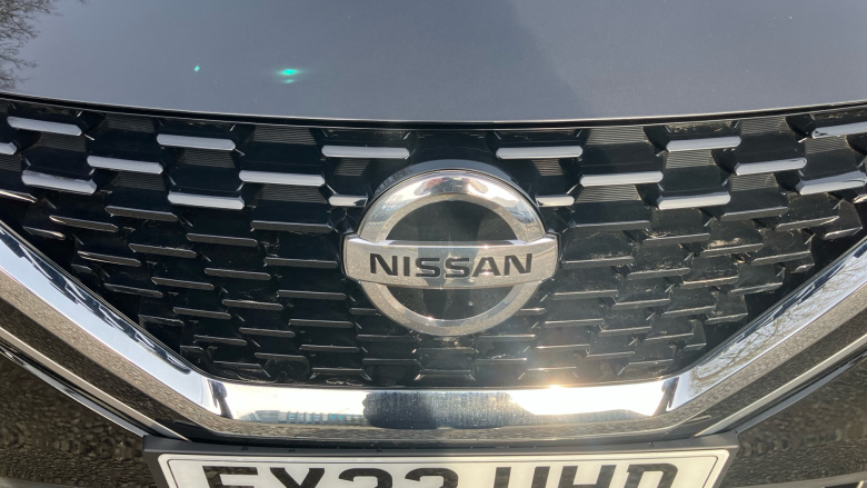Nissan Qashqai 1.3 DiG-T MH 158 Tekna 5dr Xtronic Petrol Hatchback